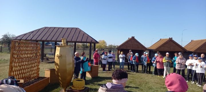 В Болгаре прошел фестиваль скандинавской ходьбы «Спасская прогулка»