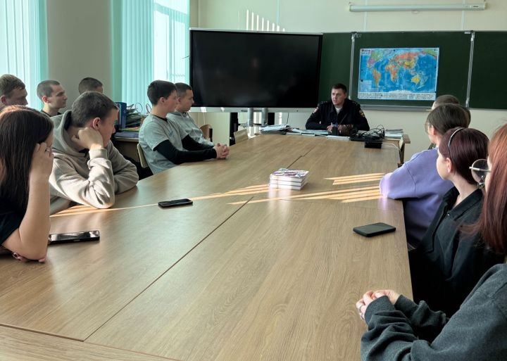 Студентам Спасского техникума рассказали о правовой ответственности