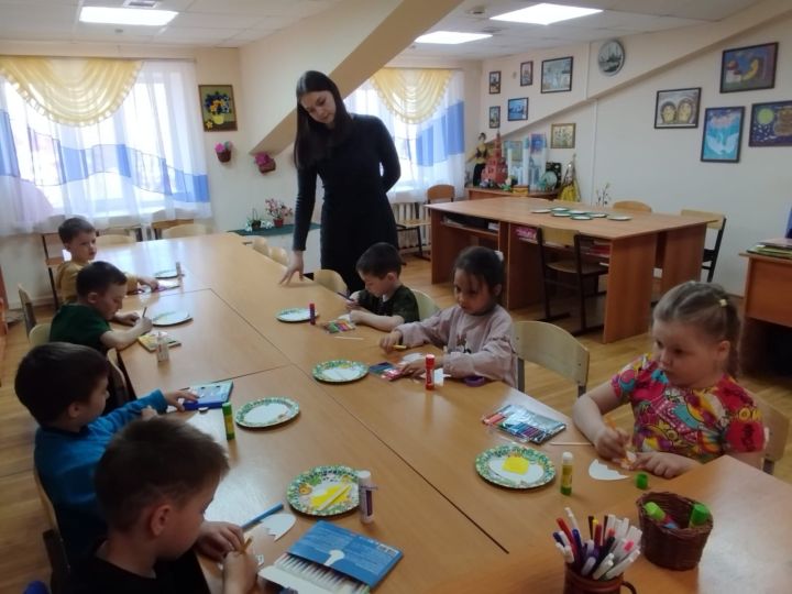 Праздник «Встречаем Весну» прошел в Доме детского творчества в Болгаре