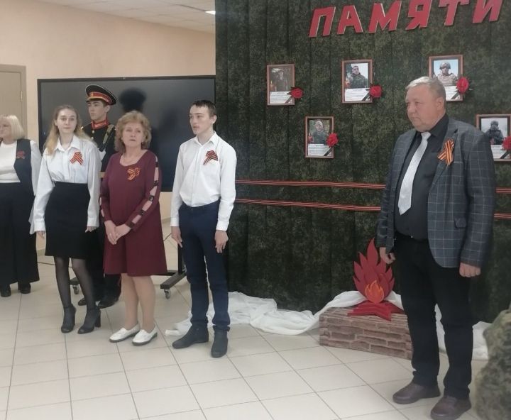 В Болгарской школе-интернате открыли «Стену памяти» в честь героев-выпускников