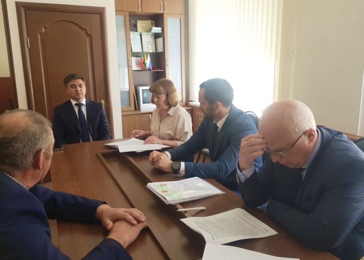 Роман Исланов официально возглавил Исполком Спасского района