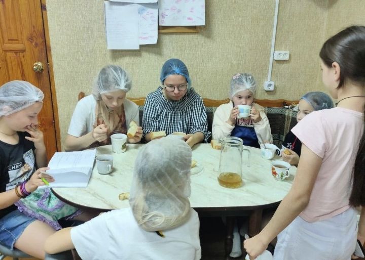 Юные кулинары Спасского района возрождают старинный русский напиток – сбитень