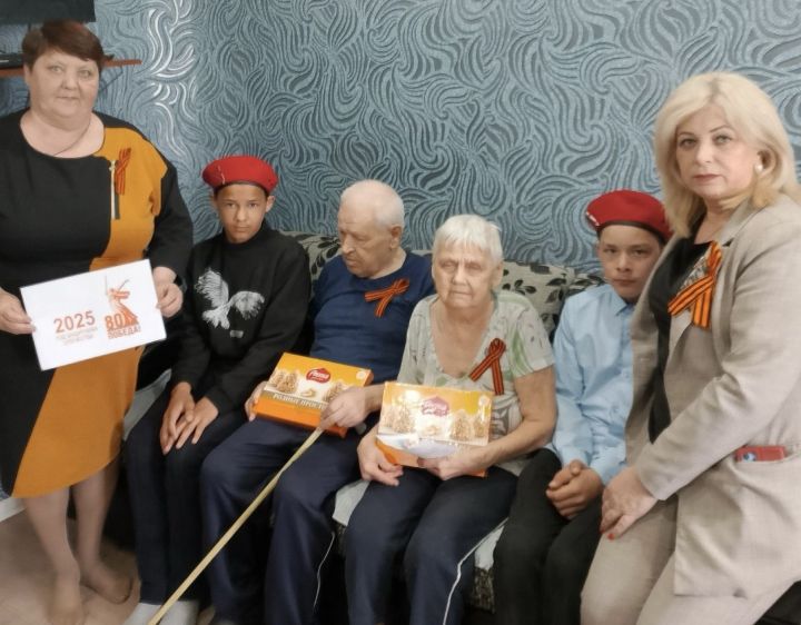 В селе Три Озера поздравили сирот войны с 80-летием Победы
