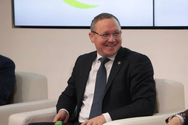 Айдар Салимгараев поздравил работников радио с профессиональным праздником