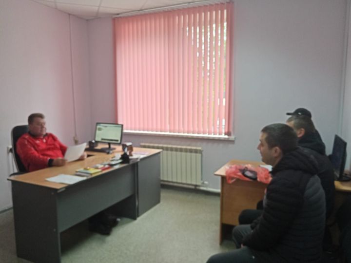 В Болгаре прошло внеочередное занятие по охране труда для сотрудников ДООЦ