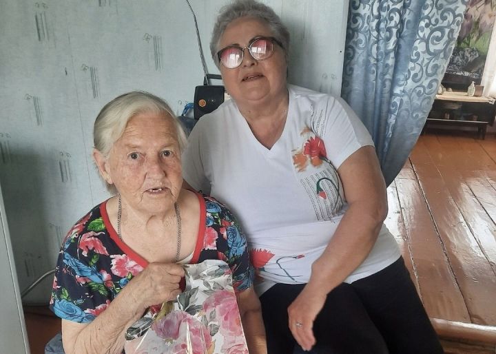 В Танкеевке поздравили с Юбилеем Великой Победы детей войны и старейшин села