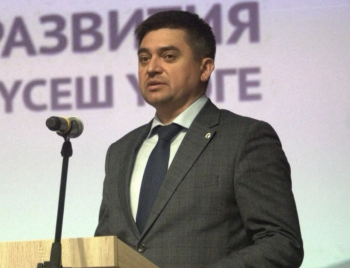 Роман Исланов поздравил жителей Спасского района с Юбилеем Победы