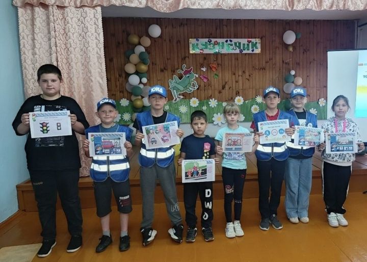 В Кузнечихе в пришкольном лагере провели День пешехода