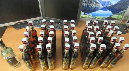 В аэропорту Казани задержан гражданин Туркмении с крупной партией алкоголя