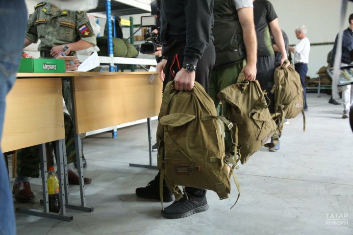 Более 8 000 бойцов заключили контракт на военную службу в Татарстане
