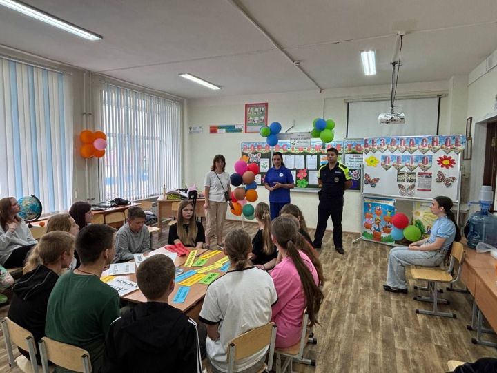 Спасские госавтоинспекторы провели урок безопасности в детском лагере
