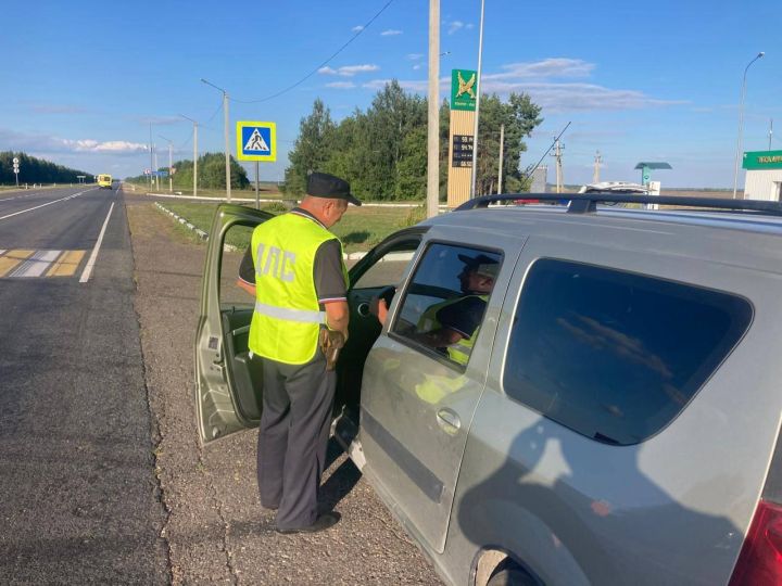 В Спасском районе проходит рейд по проверке такси и автобусов