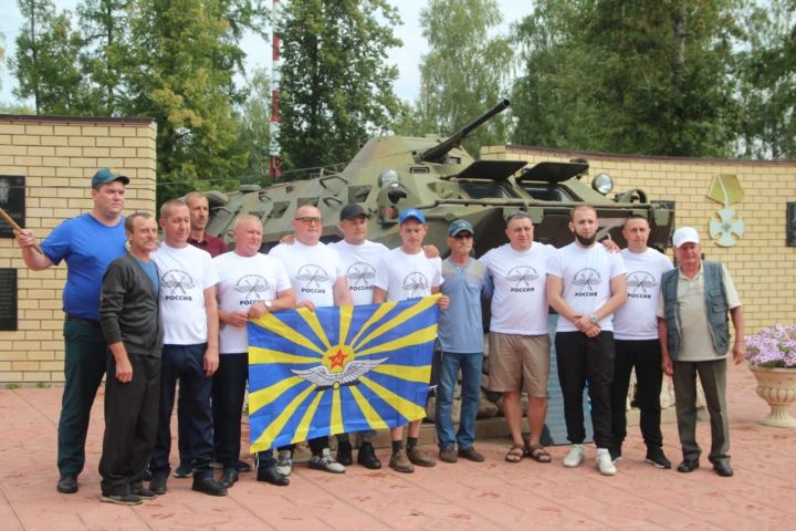 В Болгаре отметили День ВВС России