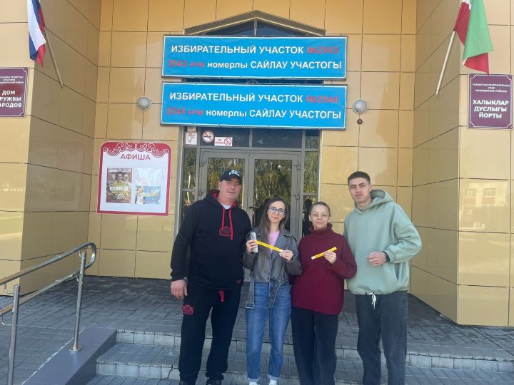 В Спасском районе на выборы приходят семьями