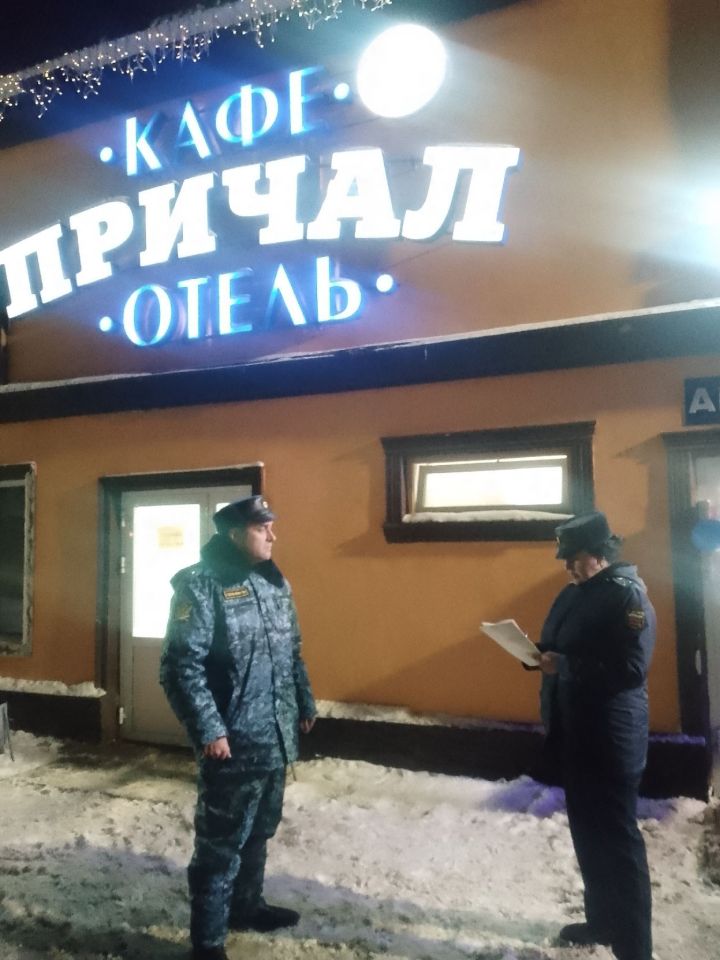 Кафе «Причал» в Алькеевском районе  опечатали на месяц за нарушение санитарных норм