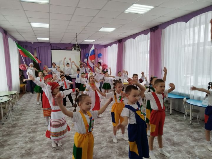 Юные «Знайки» Болгара сразились в интеллектуальной олимпиаде