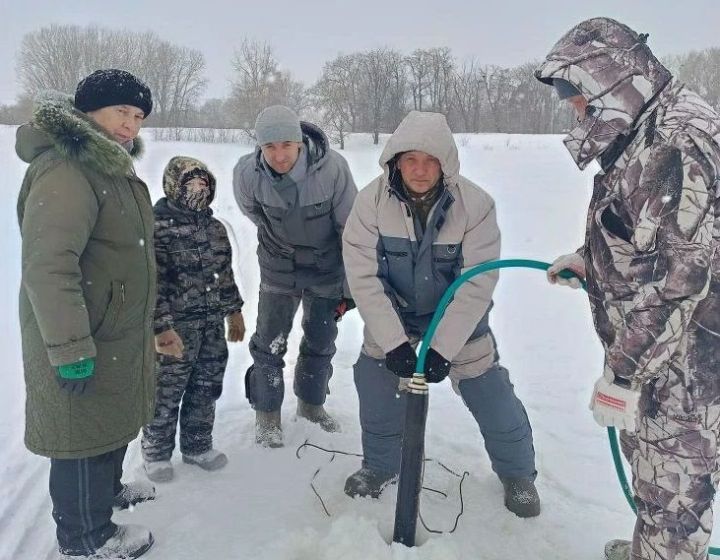 На озере Чистое в Спасском районе прошла акция «Рыбе – быть!»