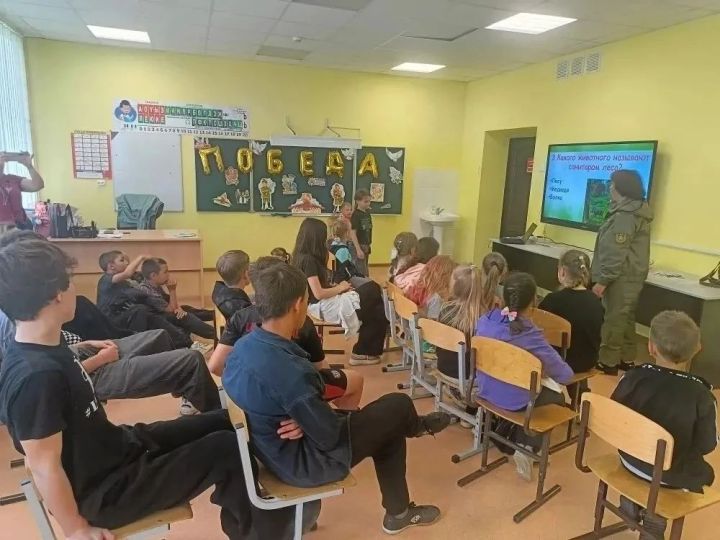 Сотрудники заказника «Спасский» провели занятия для детей в пришкольных лагерях