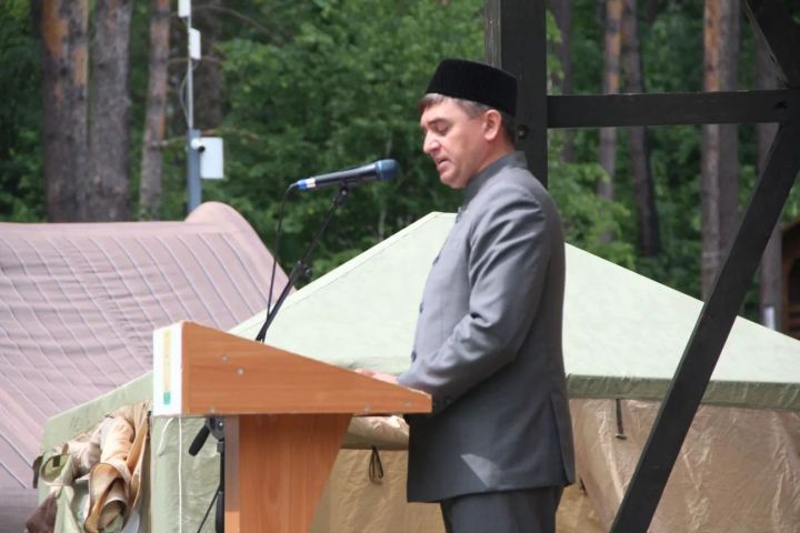 Глава Спасского района поздравил жителей и гостей Болгара с праздником Сабантуя