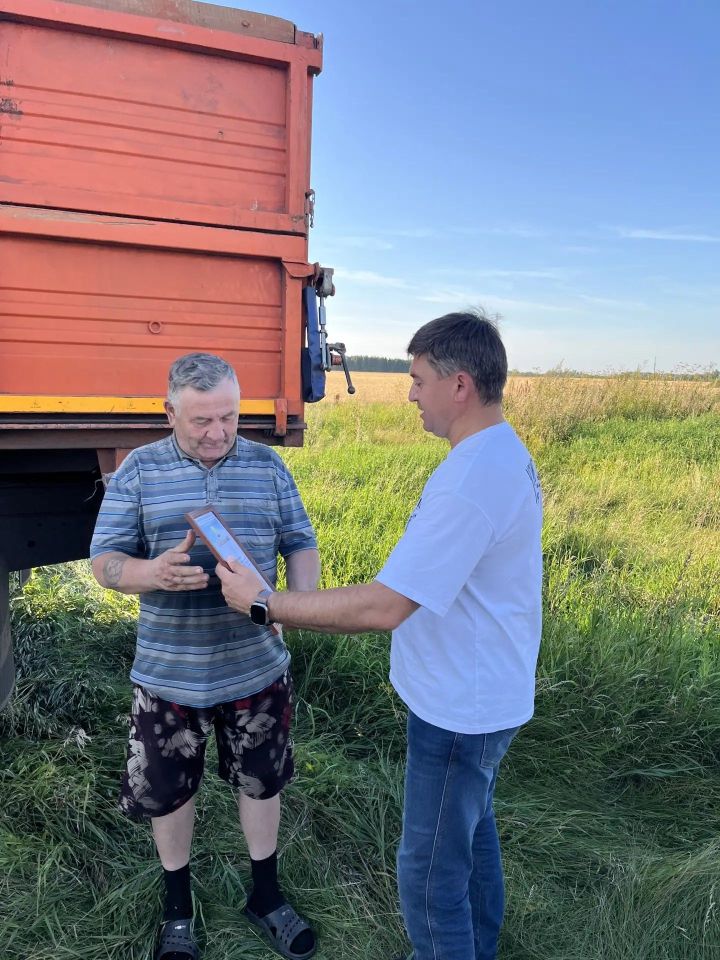 В Спасском районе чествовали лучших комбайнеров