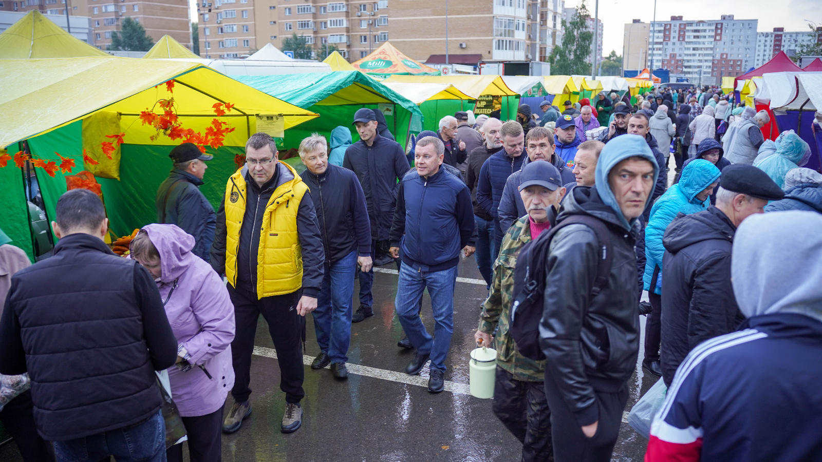 Глава Минсельхоза РТ Марат Зяббаров проинспектировал несколько точек в столице