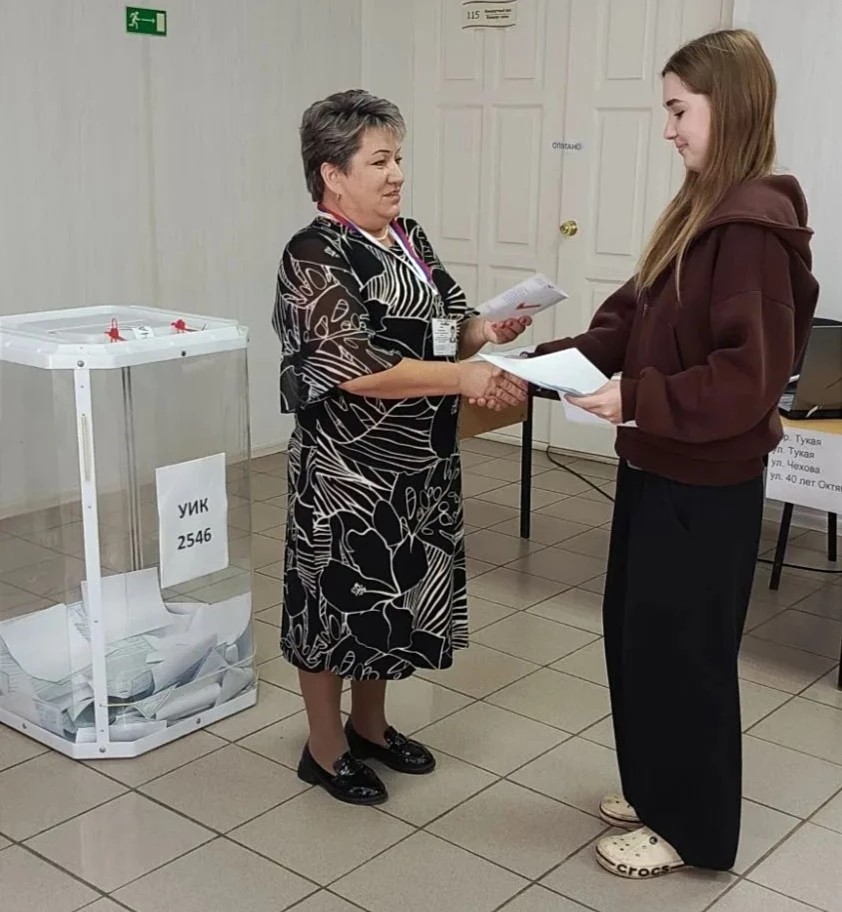 Молодые избиратели Болгара впервые голосуют на выборах