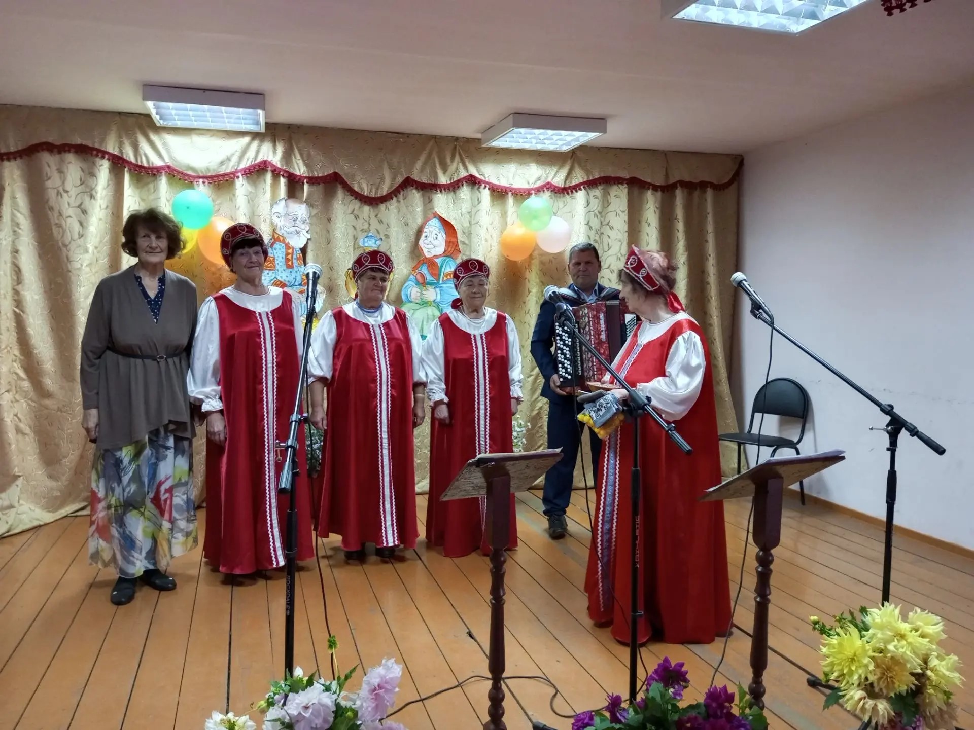 В селе Кузнечиха прошёл концерт ко Дню пожилого человека