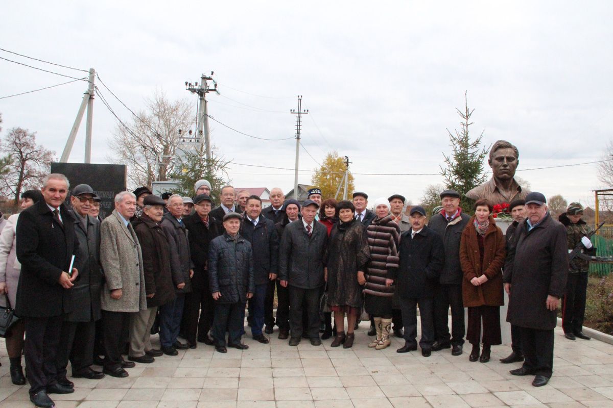 Алишны Парижда да укыйлар...