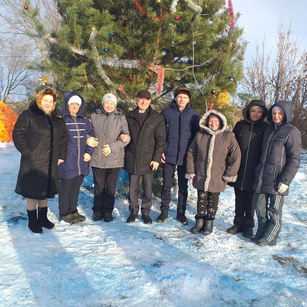 В Спасском районе проходит конкурс на лучшую новогоднюю ёлку среди сельских поселений (ФОТОРЕПОРТАЖ)