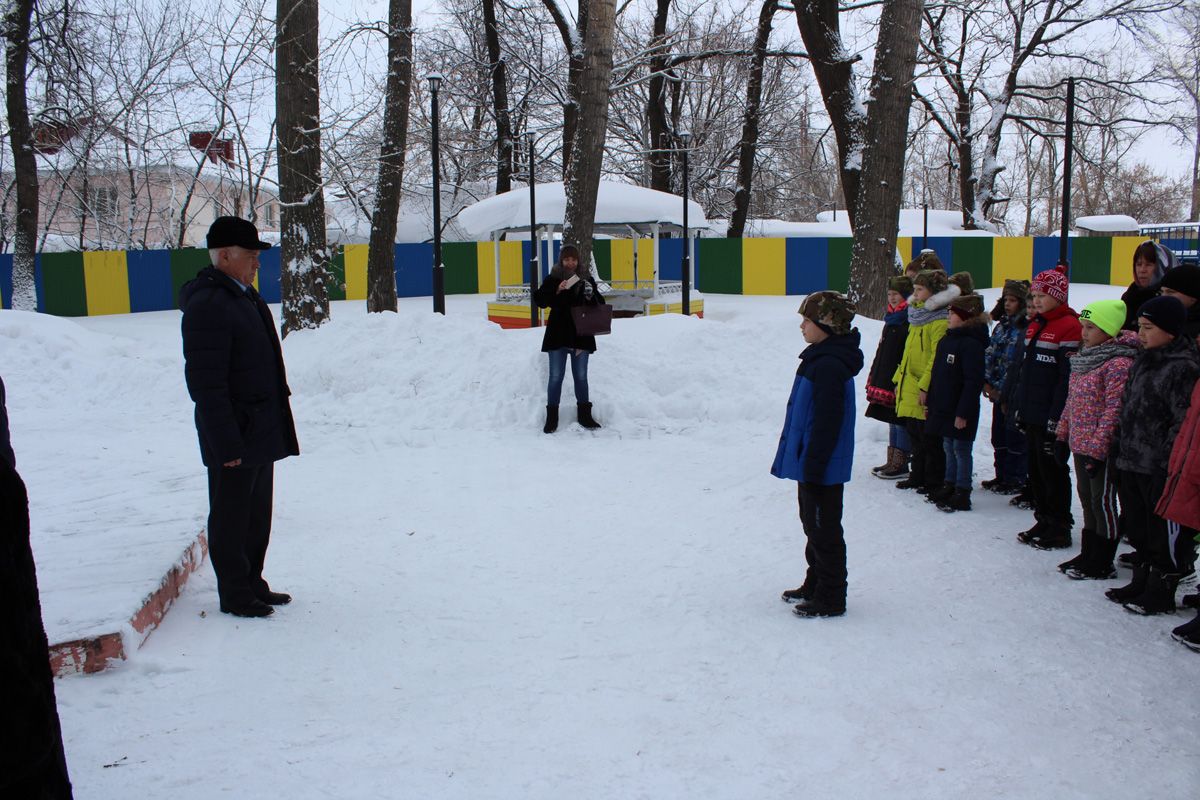 В центральном парке Болгара прошла традиционная игра "Зарничка" (ФОТО)