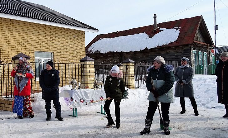 Погода на неделю в борискино альметьевском районе. Село Борискино Алькеевский район. Алькеевский район деревня Борискино. Село ИЖ Борискино. Борискино Альметьевский район.