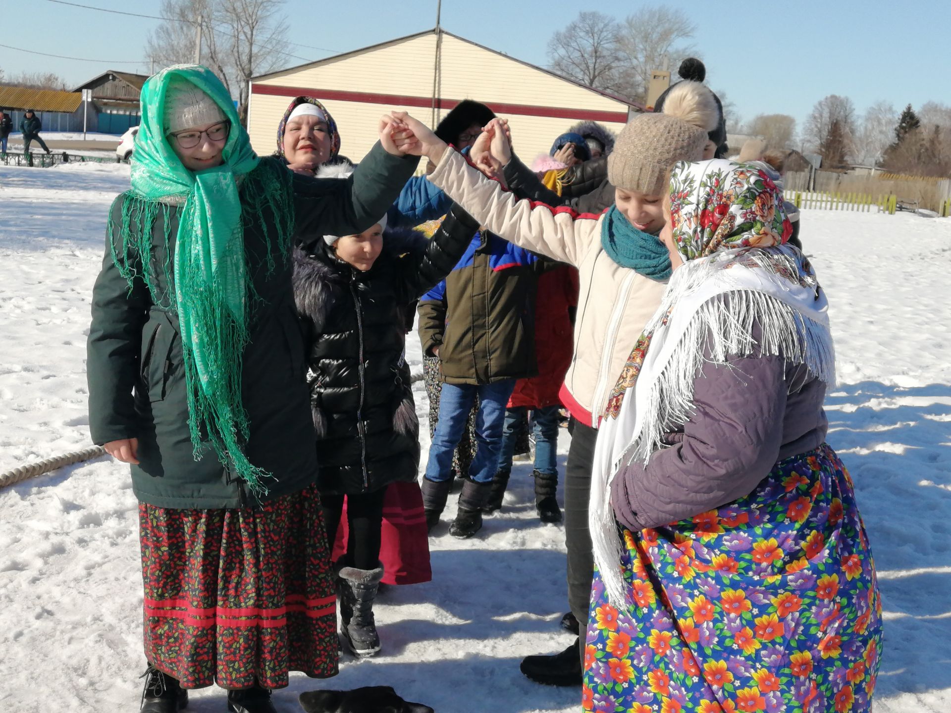 В Спасском районе встретили и проводили Масленицу (ФОТОРЕПОРТАЖ)