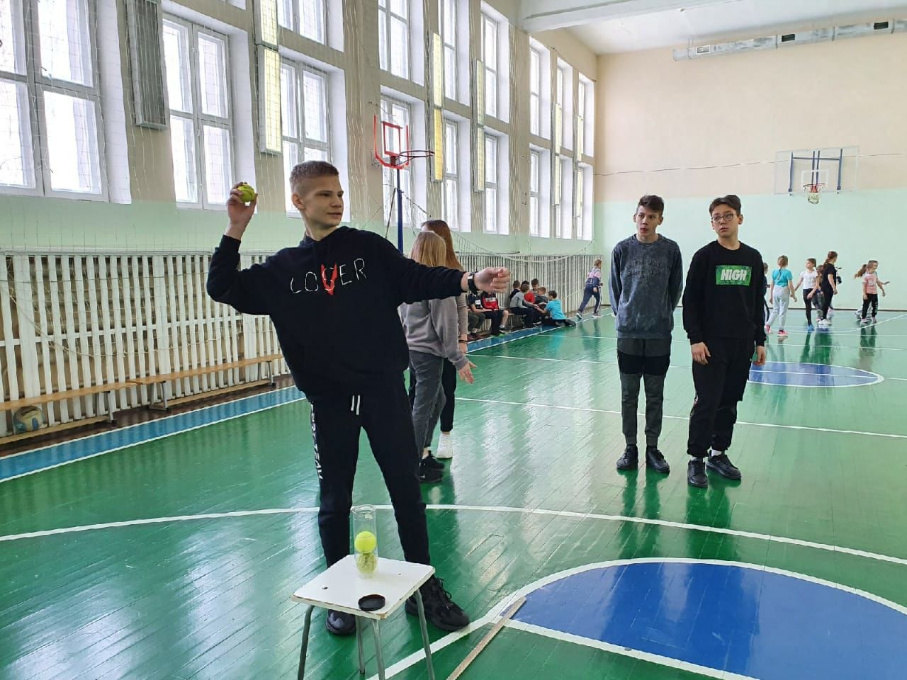 Во второй городской школе Болгара провели военно-спортивную игру «Зарница-2021».