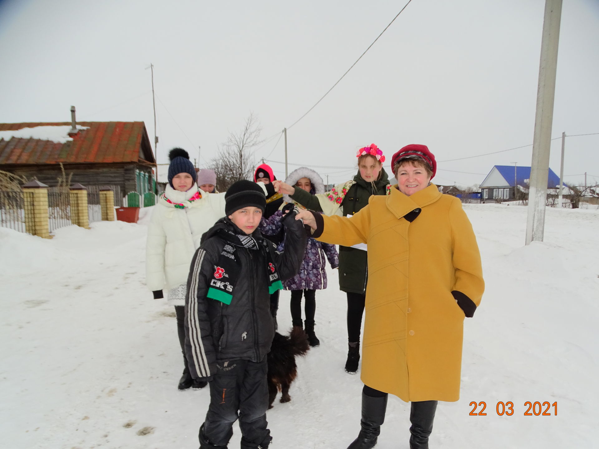 В Иж-Борискинской сельской библиотеке прошёл обрядовый праздник «Жаворонушек лети, Холод зимний унеси!»