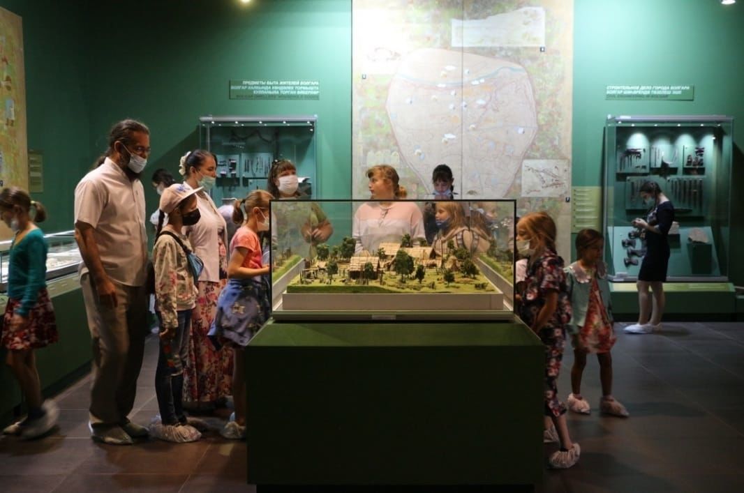 Воспитанники кружка «Ай да хозяюшка, ай да мастерица» посетили Болгарский музей-заповедник 