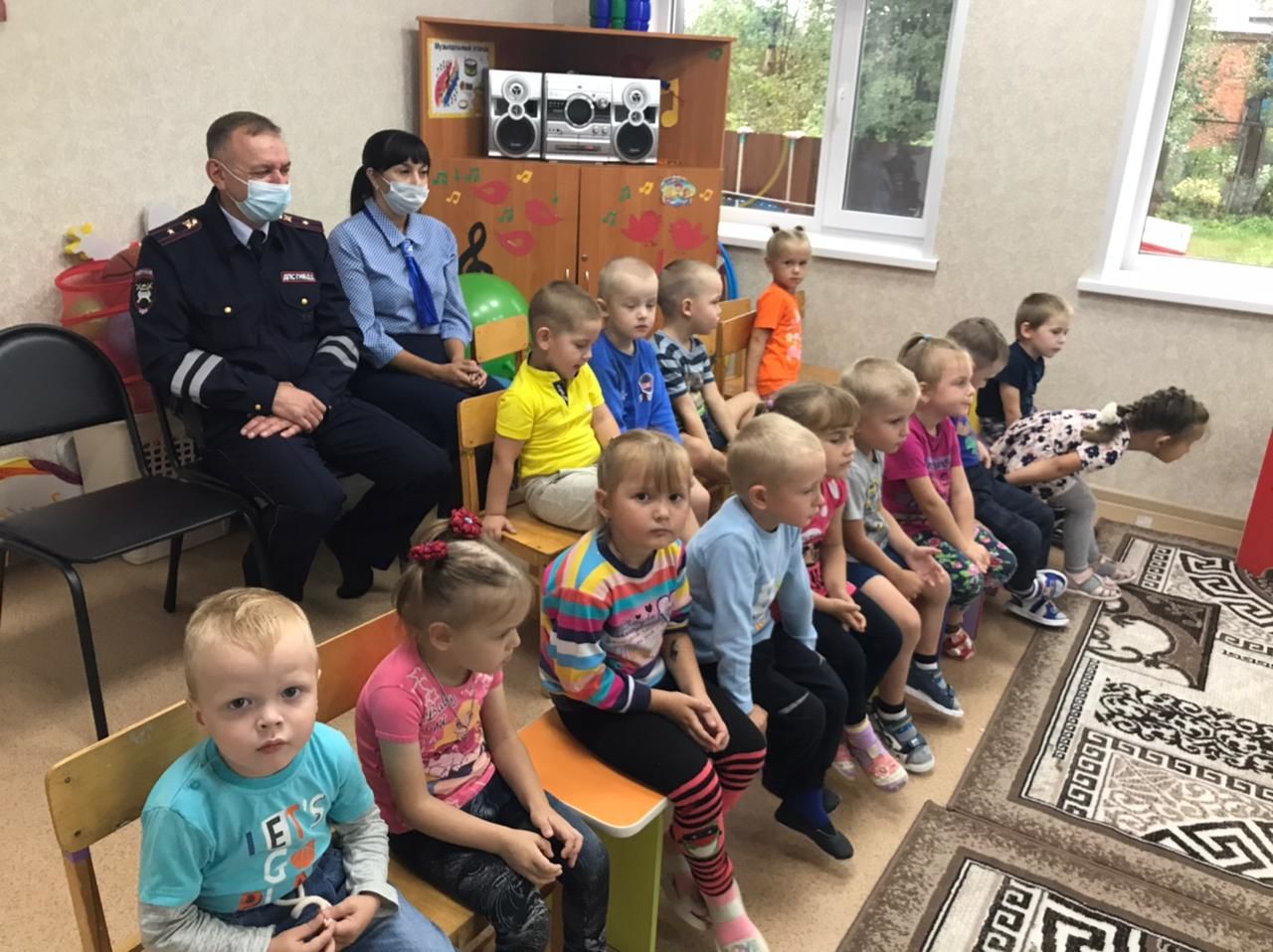 В детском саду «Антошка» прошёл открытый урок по знанию ПДД
