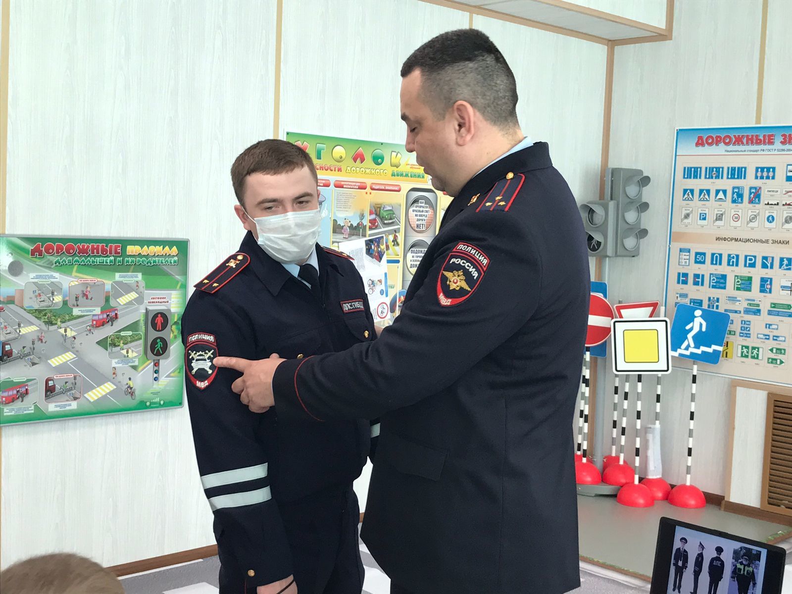 Автоинспекторы ОГИБДД по Спасскому району посетили детский сад «Родничок»