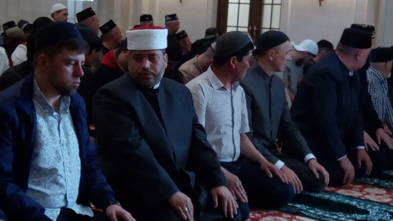 Болгарның Ак мәчетендә Ураза Гаетен билгеләп үттеләр