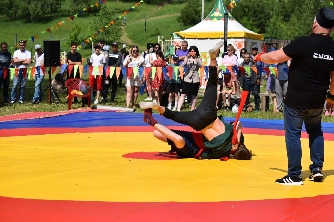 Спортивная часть Сабантуя в Болгаре прошла на нескольких площадках