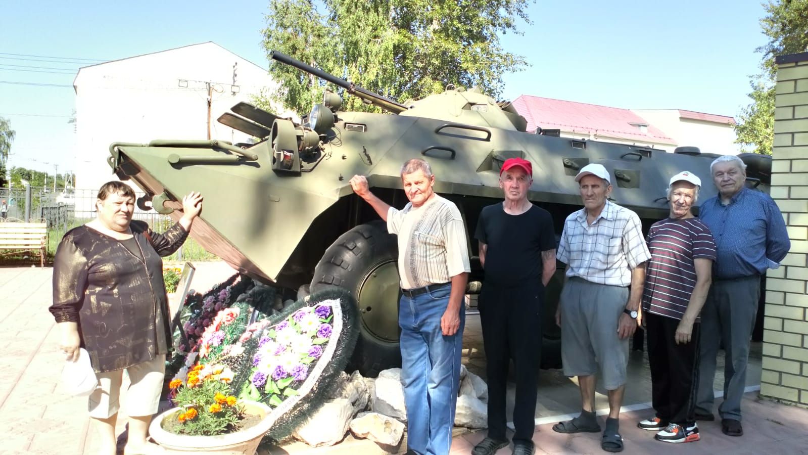 Подопечные Спасского дома-интерната посетили памятники воинской славы в Болгаре