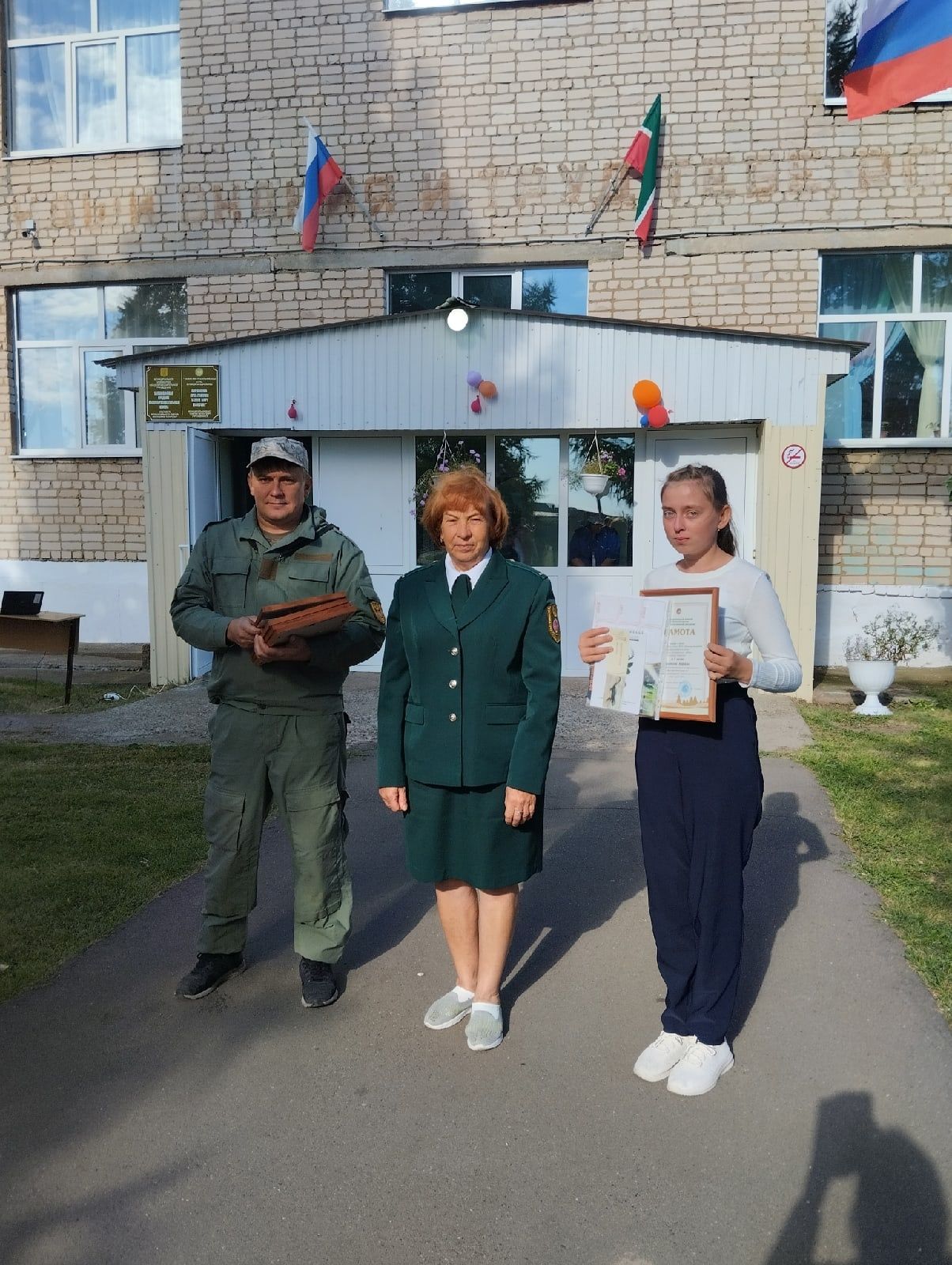 В Бураковской школе наградили участников акции «Марш парков»