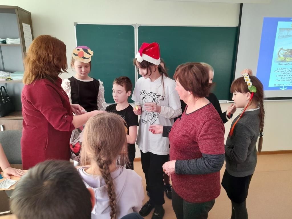 В четвёртом классе первой школе провели мероприятие «Святки: от Рождества до Крещения»
