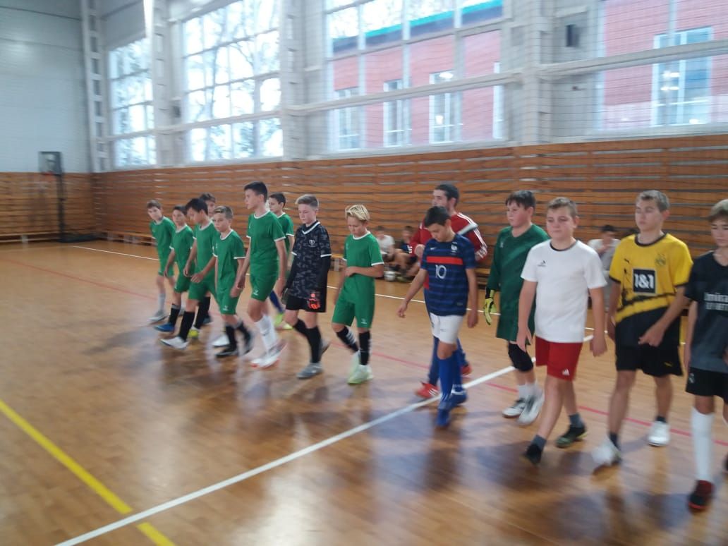 Команды Спасской спортшколы «Олимп» соревновались в товарищеских играх
