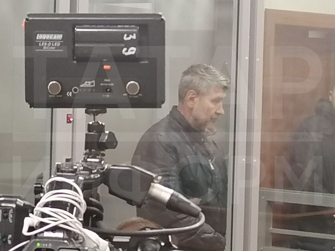 В Советский суд Казани доставили лидера бывшей казанской ОПГ «Киноплёнка»
