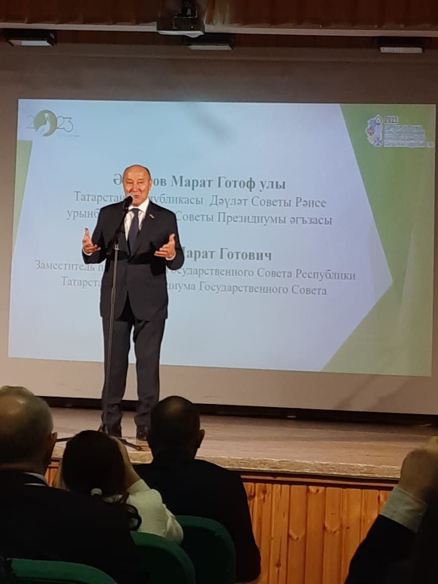 Спас районы педагоглары Беренче Республикакүләм Вәгыйзов укуларында катнашты