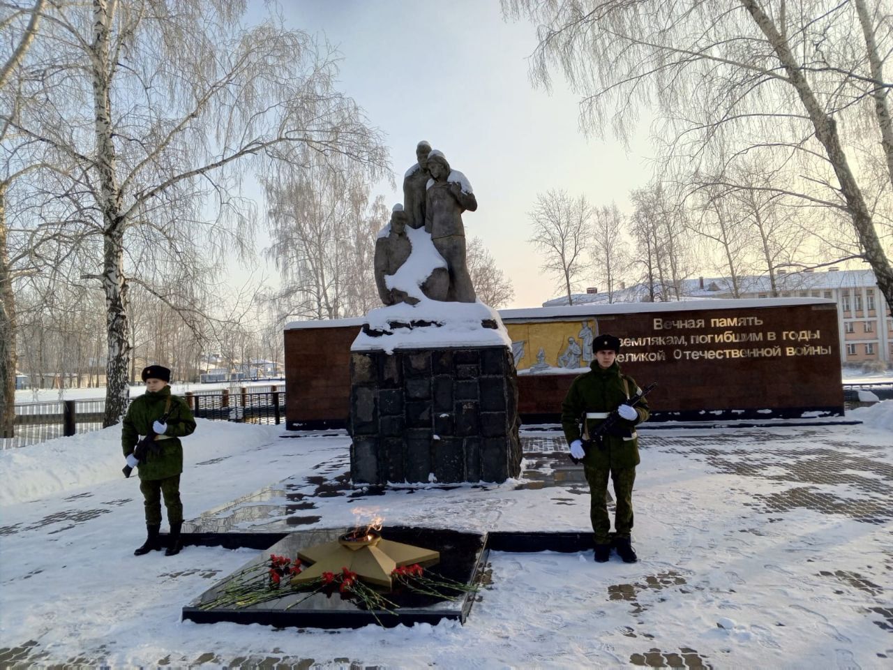 На центральной площади Болгара состоялось мероприятие, посвящённое Дню героев Отечества