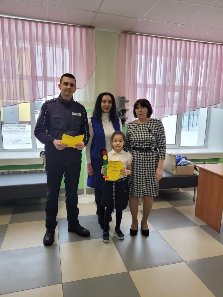 В первой школе Болгара подвели итоги конкурса «Дорожный светофор»