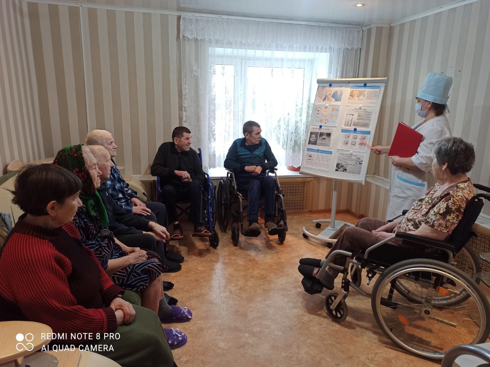 С получателями соцуслуг Спасского ДИПИ провели беседу