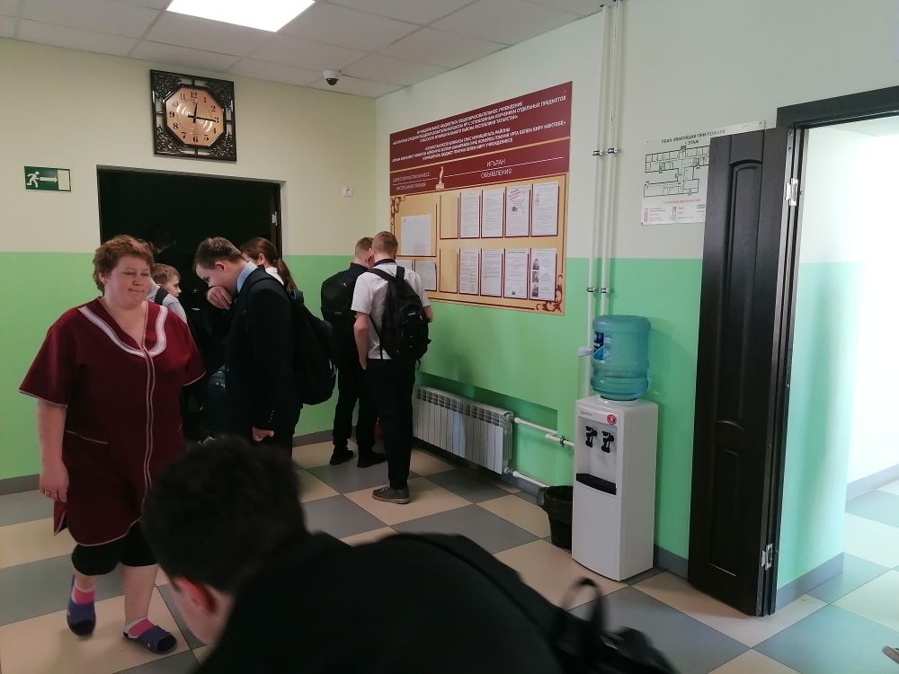 В Болгарской средней школе №1 прошла учебная тренировка «Нападение в помещение»