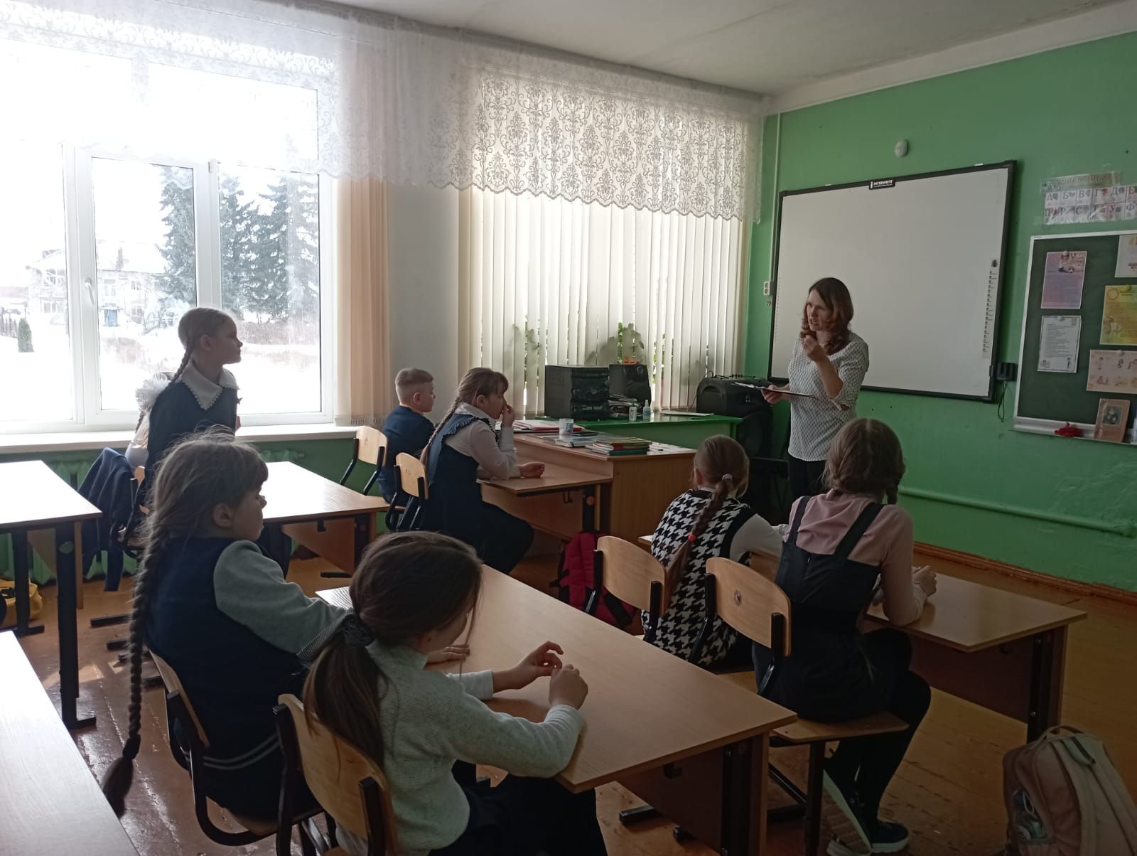 В начальных классах Никольской школы проведён урок здоровья «Хочешь быть здоровым - будь им!»